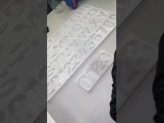 Làm rõ bằng nhựa epoxy